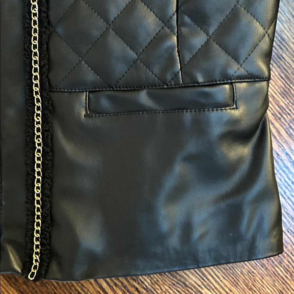 Cleo Black Quilted Jacket with Chain Detail - Picture 6 of 12
